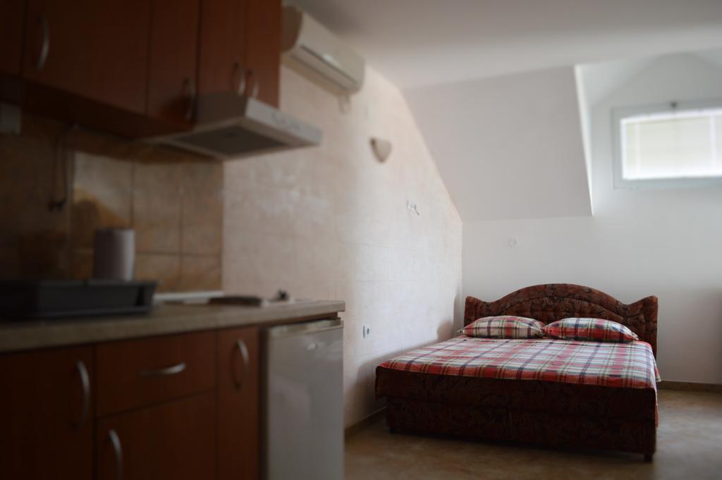 Guest House Ivana Tivat Buitenkant foto